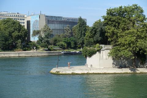 Institut du Monde Arabe (Arab World Institute)