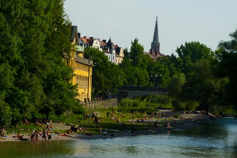 Isar River Banks