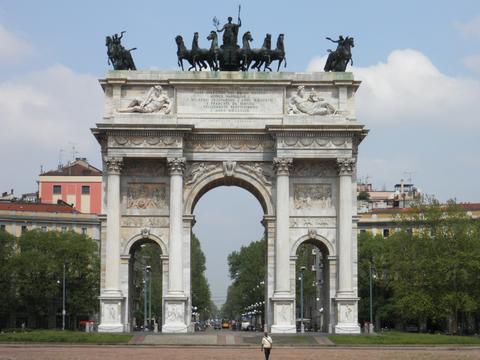 Arch of Peace (Arco della Pace)