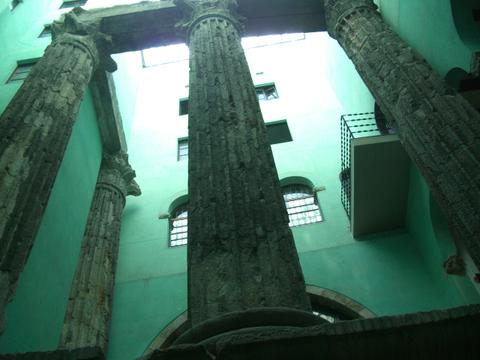 Temple of Augustus