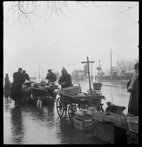 Burkliplatz Market