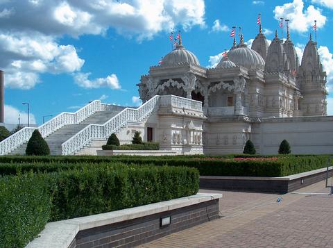 BAPS Shri Swaminarayan Mandir (Neasden Temple)